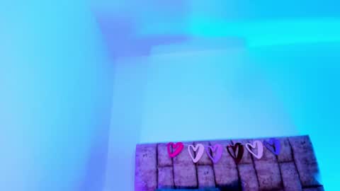 Nora Da Silva online show from June 11, 4:07 am
