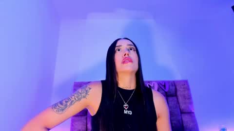 Nora Da Silva online show from June 12, 3:02 am