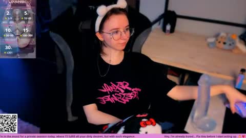 Nora Failure online show from August 31, 8:59 am