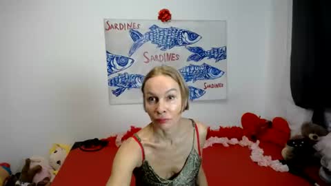 noraohgreys online show from August 15, 6:23 pm