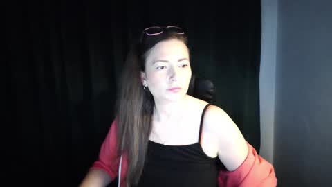 NoraSexyMilf online show from August 4, 8:28 pm