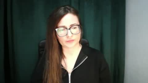 NoraSexyMilf online show from August 17, 8:36 pm