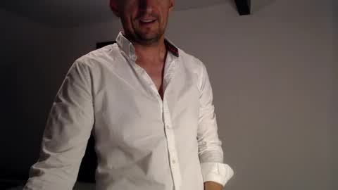 nordicrunner76 online show from August 4, 8:17 pm
