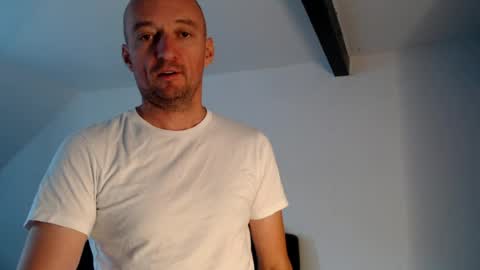 nordicrunner76 online show from August 9, 11:44 am