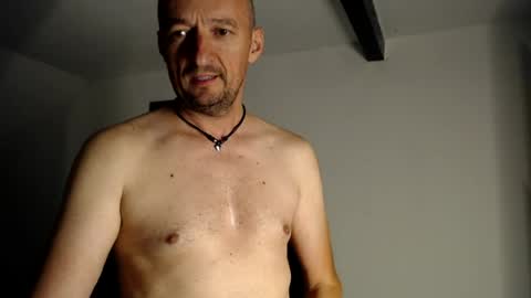nordicrunner76 online show from August 13, 12:57 am
