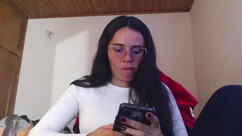 noreen_ online show from July 6, 9:29 pm