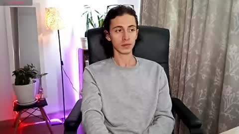 Norehg online show from August 5, 3:43 pm
