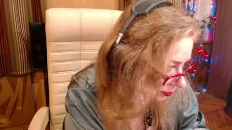 miss Tress online show from July 28, 1:11 am