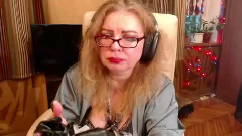 miss Tress online show from July 28, 2:17 am