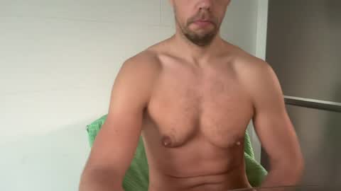 north_guy799643 online show from September 6, 4:51 am