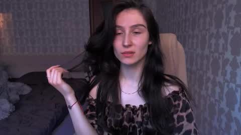 Hazel online show from March 25, 3:12 am