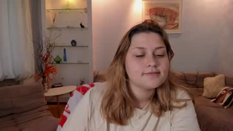 NORA online show from August 13, 2:25 am