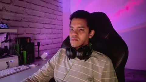 not4work online show from June 16, 1:59 am