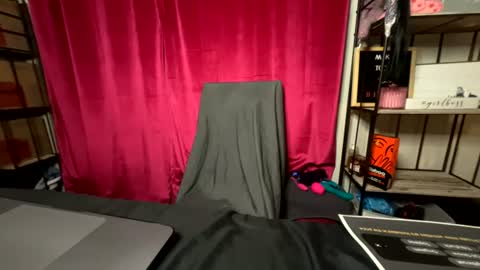 Notthatblondie online show from July 26, 4:50 am