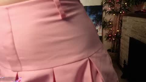nothing_freya online show from August 12, 11:40 pm