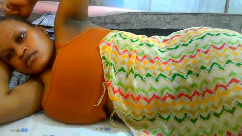 notoy1 online show from August 11, 5:59 pm