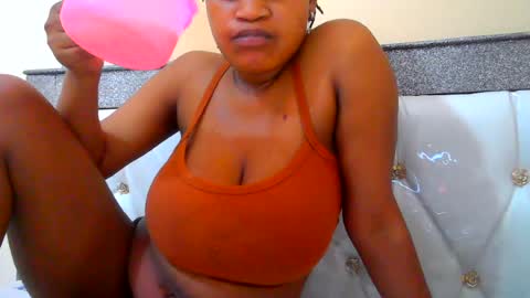 notoy1 online show from August 12, 7:38 pm