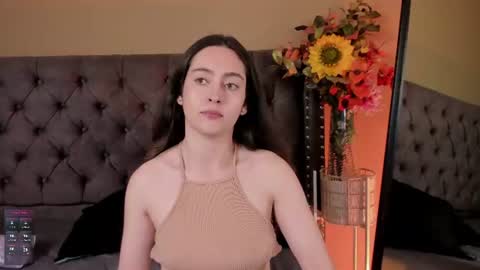 nova_grey__ online show from August 5, 5:33 pm