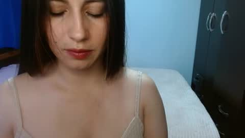 novalady 95 online show from August 8, 1:49 am