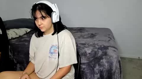 novasummers online show from August 11, 2:13 am