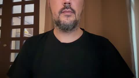 novio_muyalto online show from August 3, 6:59 pm
