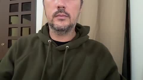 novio_muyalto online show from September 8, 12:06 am