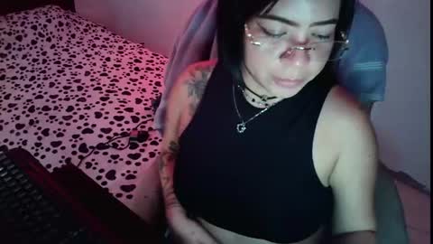 noxxvelveth online show from August 7, 8:53 pm