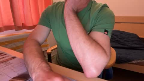 nuancen_stratus_2z online show from June 11, 6:25 pm