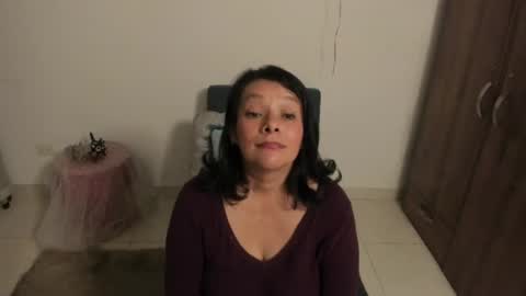 nuit_rose online show from August 17, 3:55 am