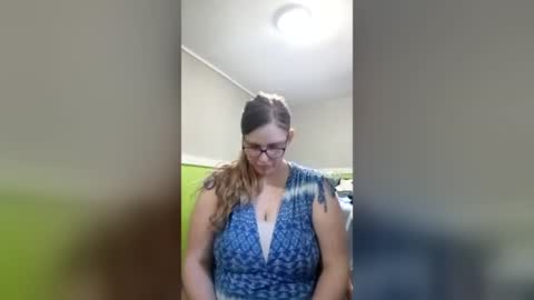 nursekrissy online show from June 15, 6:28 pm