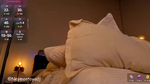   online show from August 7, 3:28 am