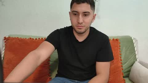 nuxfertt online show from May 22, 3:14 pm