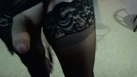 nylonslutbitch online show from August 5, 6:39 pm
