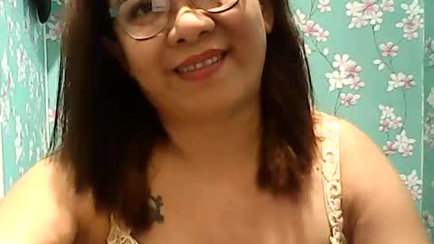 I am your angel online show from August 15, 5:00 am