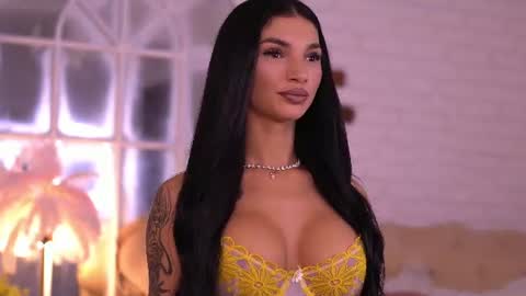 Nyssa online show from August 10, 6:53 pm