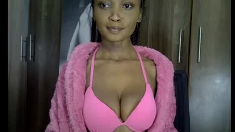 nyverra online show from August 4, 7:38 am