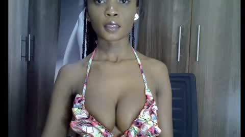 nyverra online show from August 6, 8:24 am