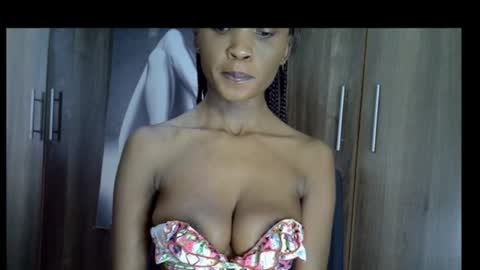 nyverra online show from August 17, 7:13 am