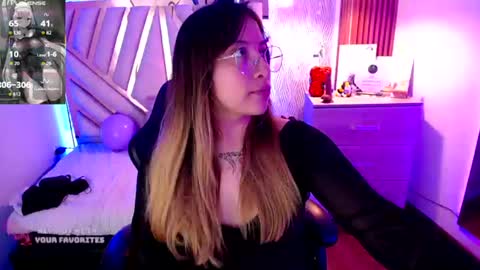 nyx_andria online show from August 13, 5:10 am