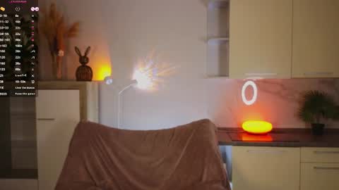 nyxasolenne online show from August 13, 7:50 pm