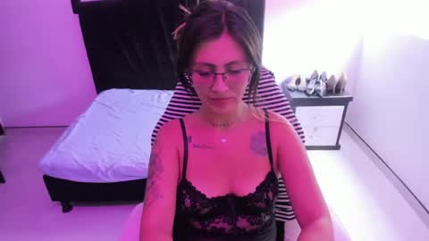 Scarlett online show from August 4, 7:55 pm
