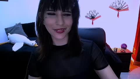Nyxxei online show from August 18, 1:22 am