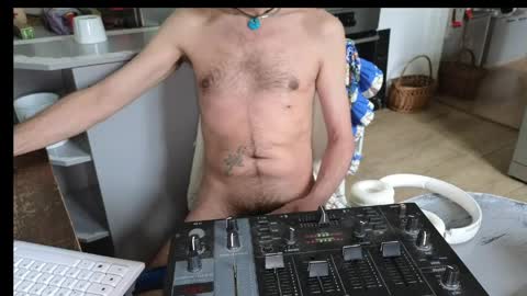 Tristan online show from May 9, 1:46 pm