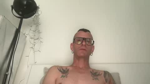 Jonathan Deep online show from July 27, 9:37 am