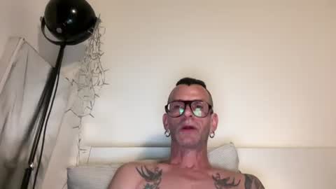 Jonathan Deep online show from August 9, 1:17 am