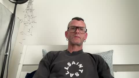 Jonathan Deep online show from August 18, 12:44 pm