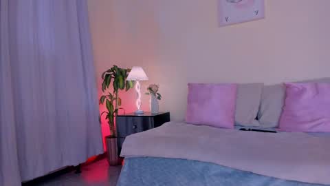 MAILY  online show from June 1, 3:37 pm