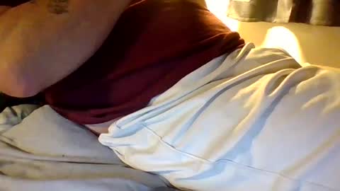 obedient9402 online show from August 7, 9:48 pm