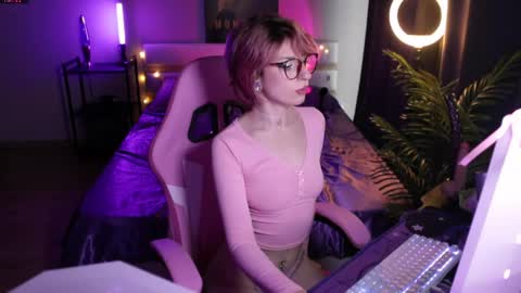 Moonlight online show from August 7, 12:38 pm