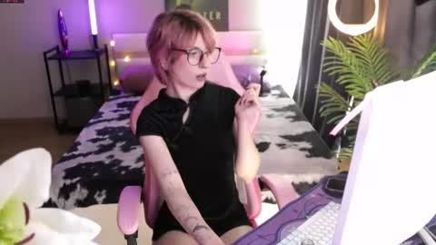 Moonlight online show from August 8, 1:00 pm
